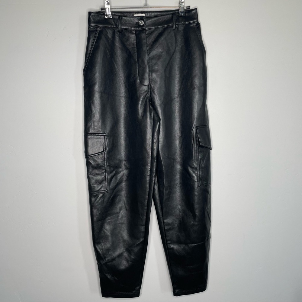 Aritzia Wilfred Modern Cargo Pant 8 Black Faux Vegan Leather Pockets - Picture 5 of 15